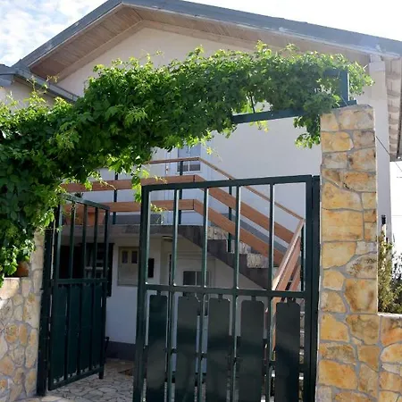 Appartement Franceska - Okrug Gornji 2+2 Trogir
