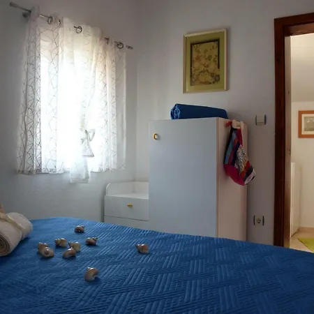 Franceska - Okrug Gornji 2+2 Trogir