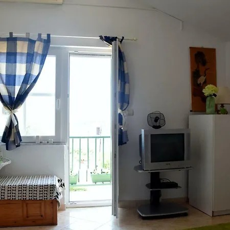 Franceska - Okrug Gornji 2+2 Trogir