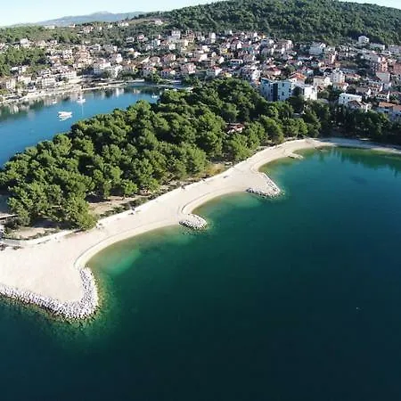 Appartement Franceska - Okrug Gornji 2+2 Trogir